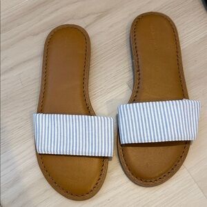 Vineyard Vines Brown and Blue Striped Sandals